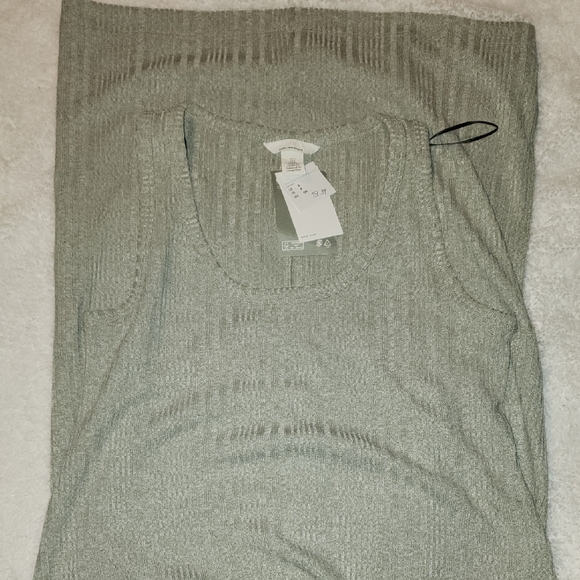 Elegant Sleeveless Gray Dress - Picture 6 of 6